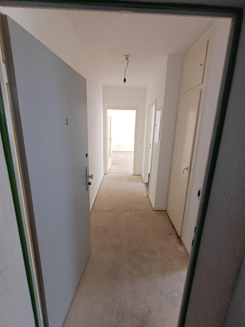 Ab Sofort: 2 Zimmer Wohnung in Rath!