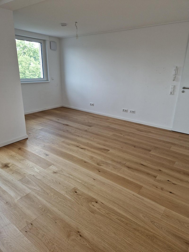Schönes Apartment mit Dachterrasse in ruhiger Wohnlage in Düsseldorf Eller zu vermieten
