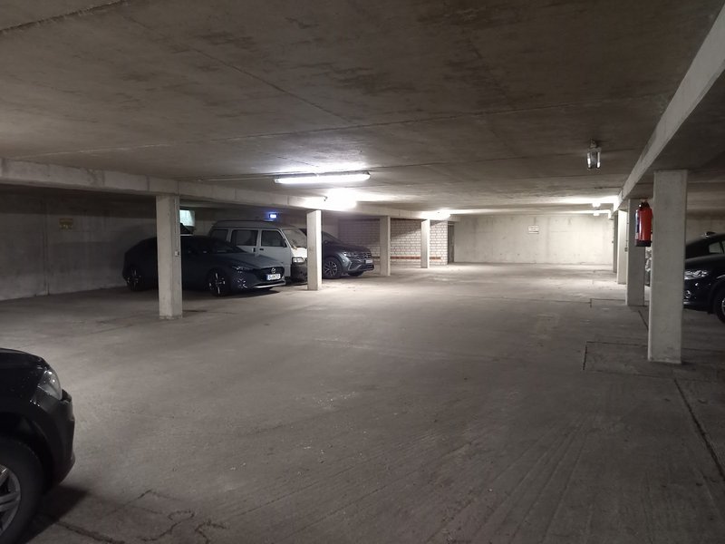 Tiefgaragenstellplätze zu vermieten! Ein zu Hause für Ihren PKW! Düsseldorf-Eller