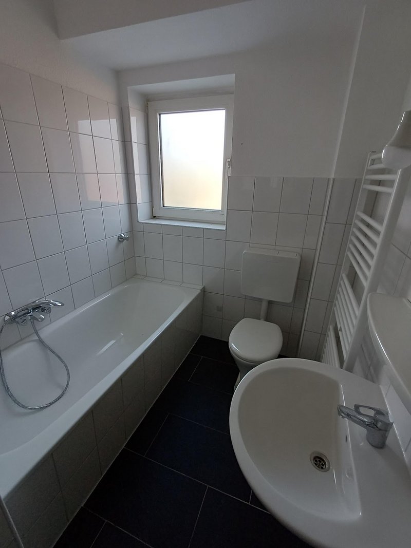 Helle 2-Zimmer Wohnung in Düsseldorf-Rath!