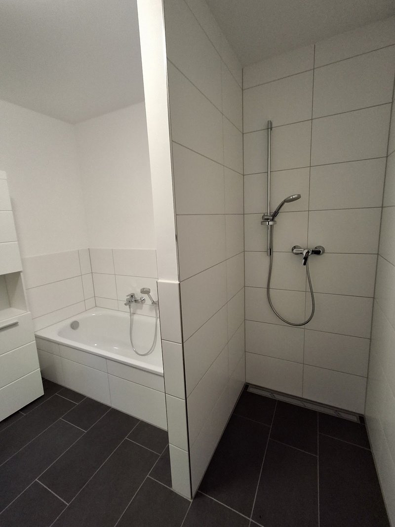 Moderne Souterrainwohnung mit Terrasse in Trier-Irsch