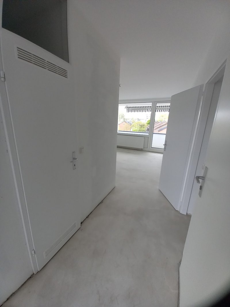 Schöne Wohnung mit Balkon in D-Eller!