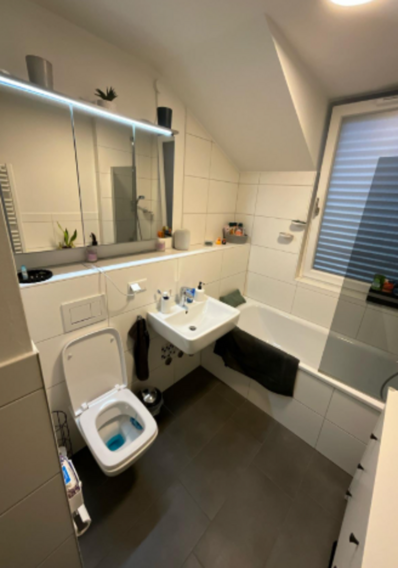 Schöne 4-Zimmer-Wohnung in Düsseldorf Rath
