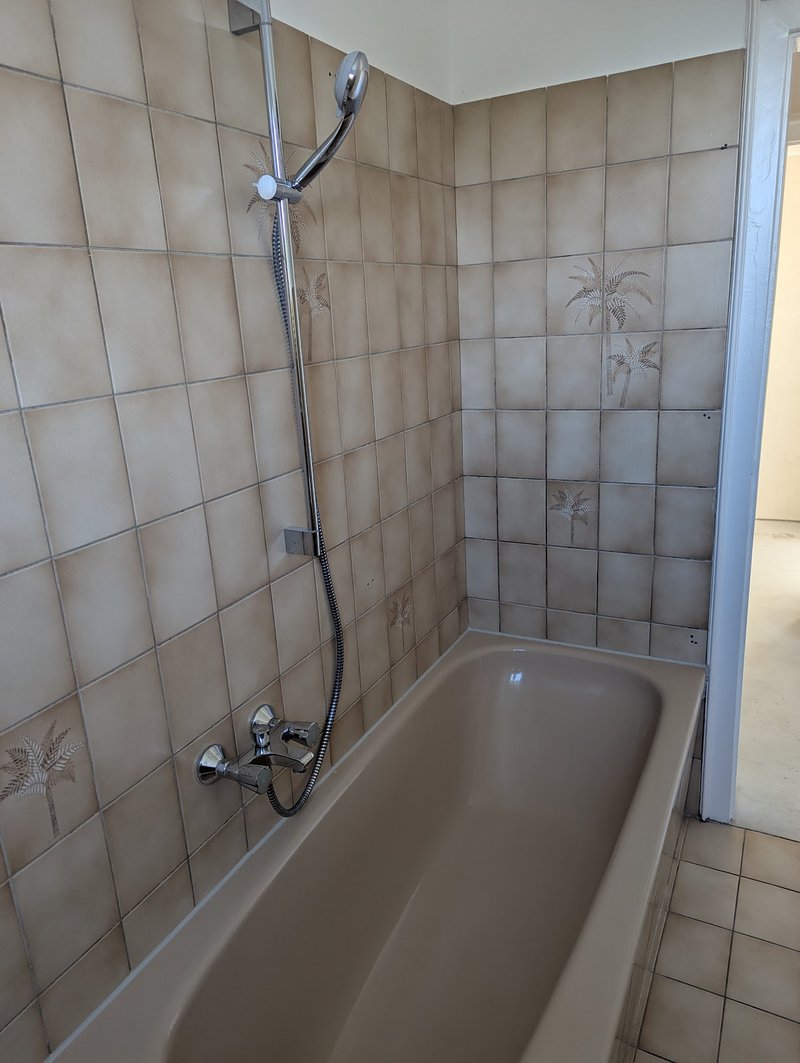 Helle 2-Zimmerwohnung mit Balkon in Düsseldorf-Stockum