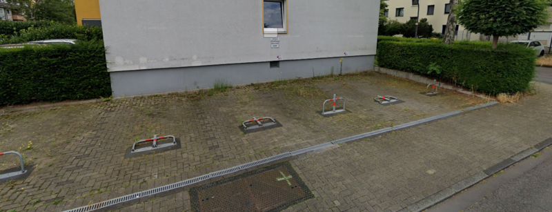 PKW-Stellplatz in Köln-Holweide
