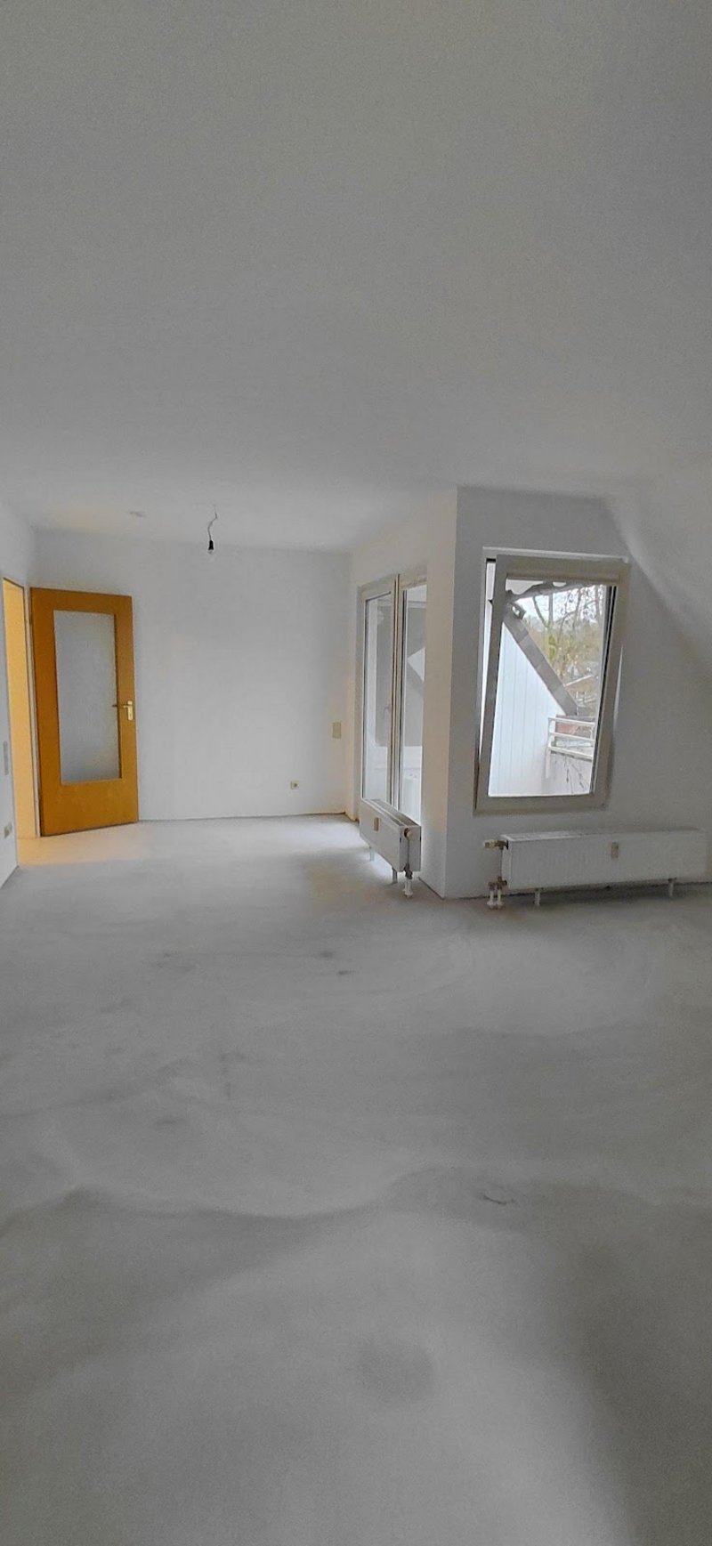 Schöne Seniorenwohnung mit Aufzug in Düsseldorf! Nur Ü 60