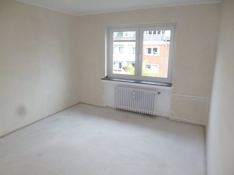 Schöne Wohnung in D-Oberkassel ab November!