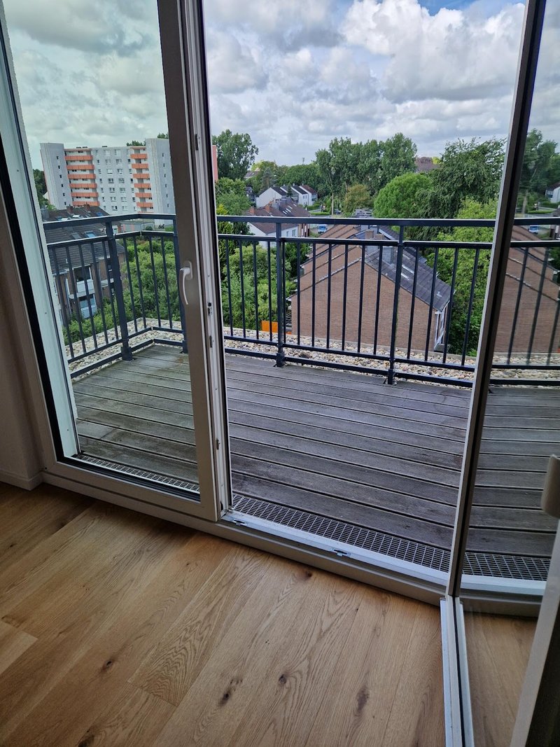 Schönes Apartment mit Dachterrasse in ruhiger Wohnlage in Düsseldorf Eller zu vermieten