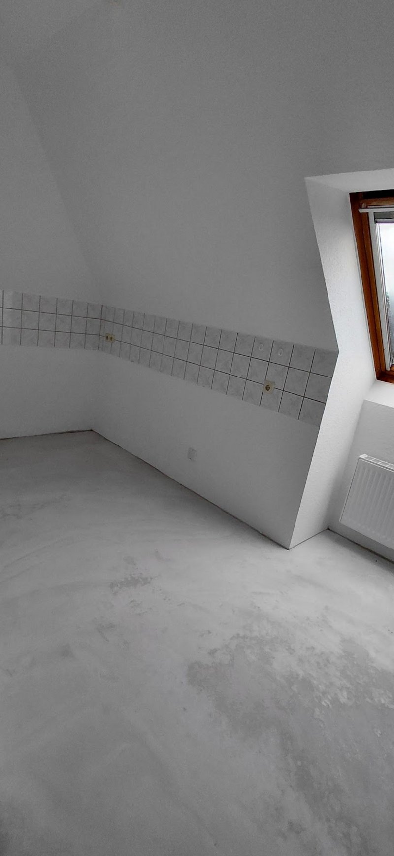 Schöne Seniorenwohnung mit Aufzug in Düsseldorf! Nur Ü 60