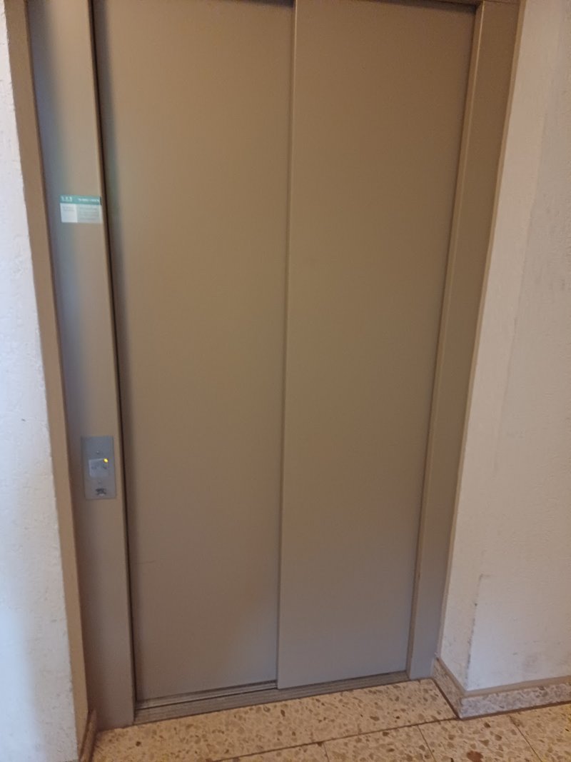 Vermietung an Personen ab 60 Jahre - Barrierefreie 2-Zimmerwohnung in Düsseldorf-Holthausen