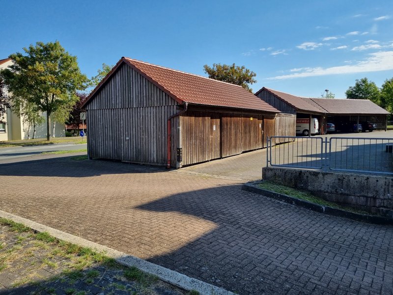 Carport + Tiefgaragenstellplatz ab sofort zu vermieten