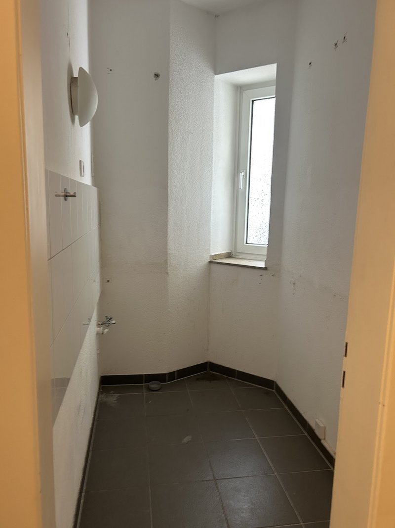 Medienhafen Düsseldorf: Büroräume mit Stellplatzmöglichkeiten