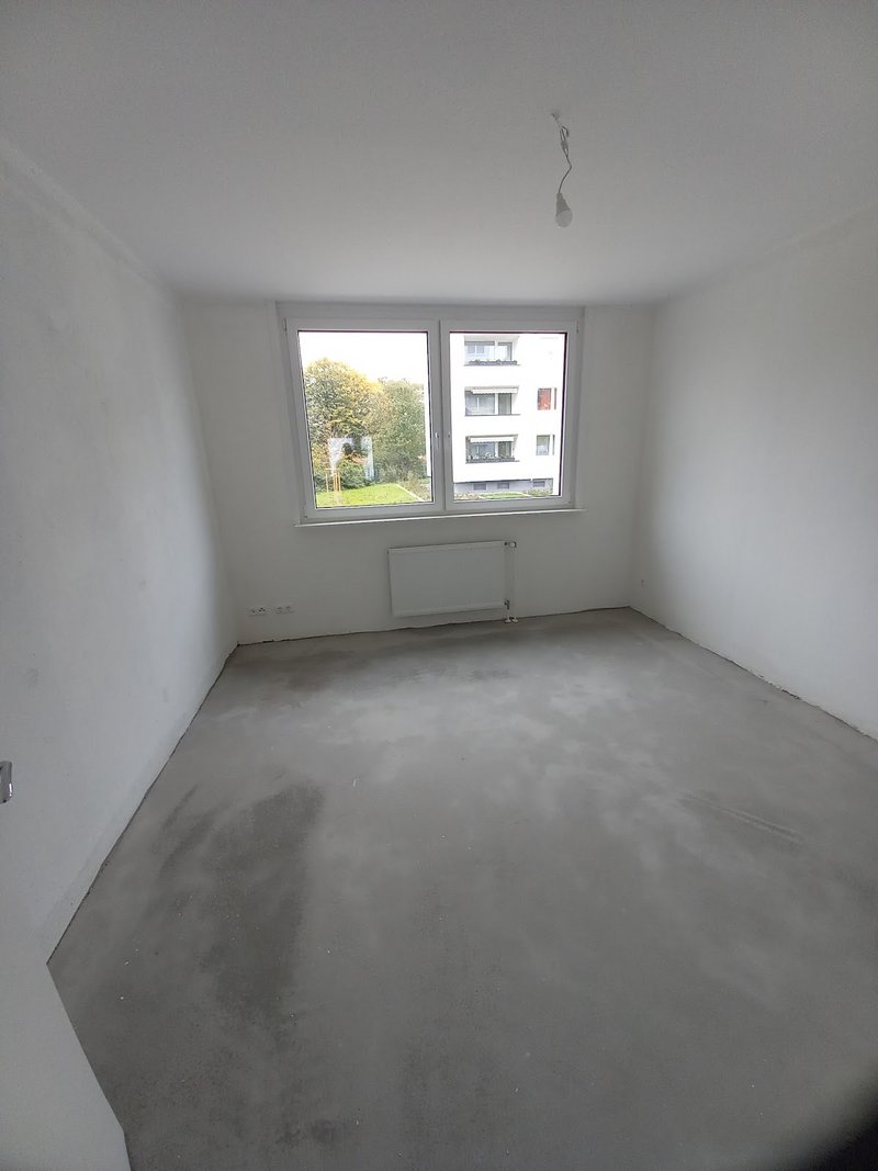 Sanierte 4-Zimmerwohnung in grüner Umgebung von Düsseldorf Eller.