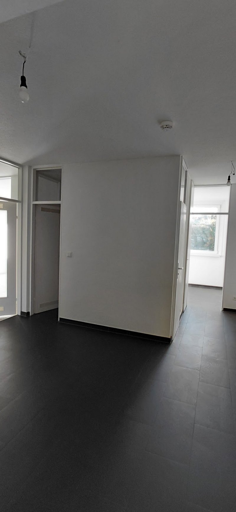 Schöne 3-Zimmerwohnung in gepflegten Mehrfamilienhaus sucht neuen Mieter.