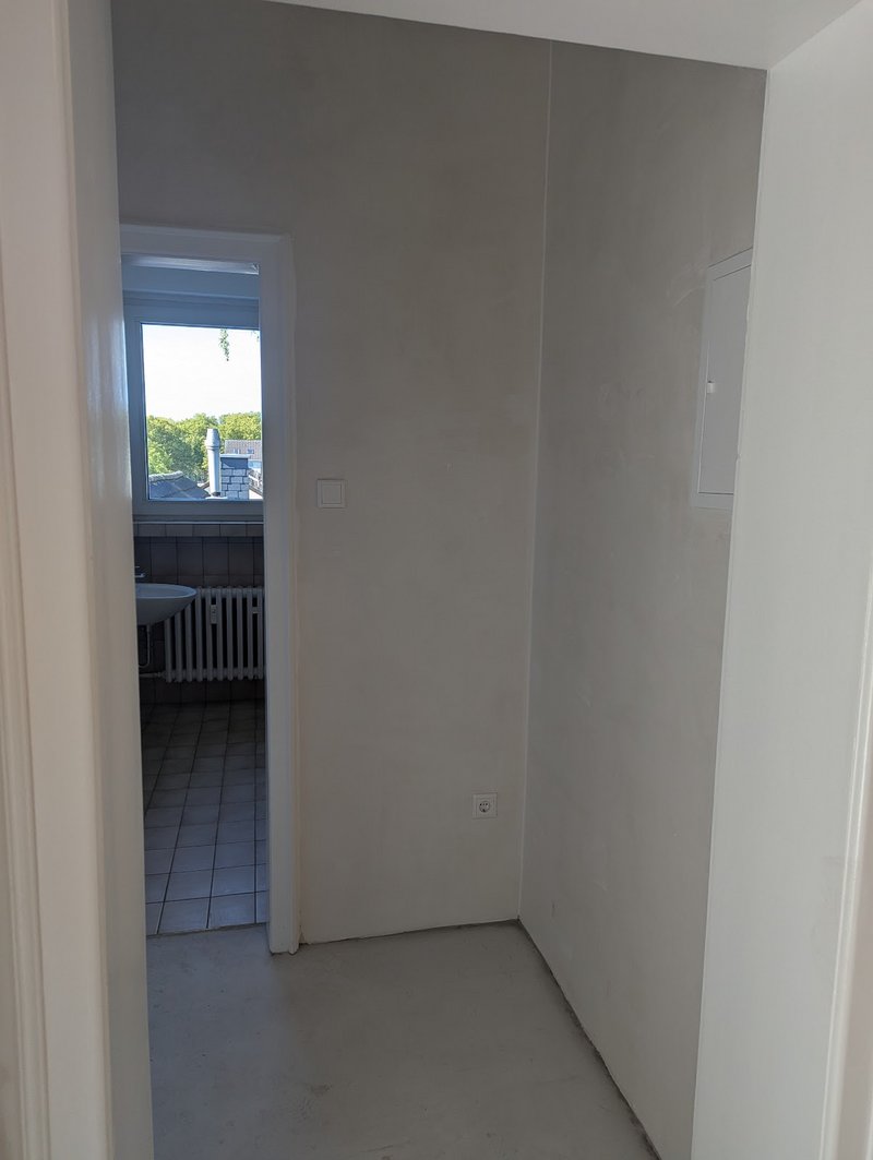 Helle 2-Zimmerwohnung mit Balkon in Düsseldorf-Stockum