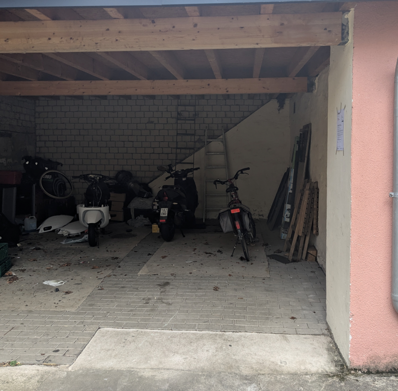 Stellplatz in Carport - Düsseldorf Bilk