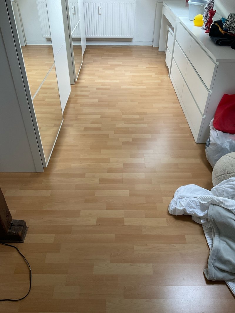 Schicke 3-Zimmer Dachgeschosswohnung mit Balkon in Hilden