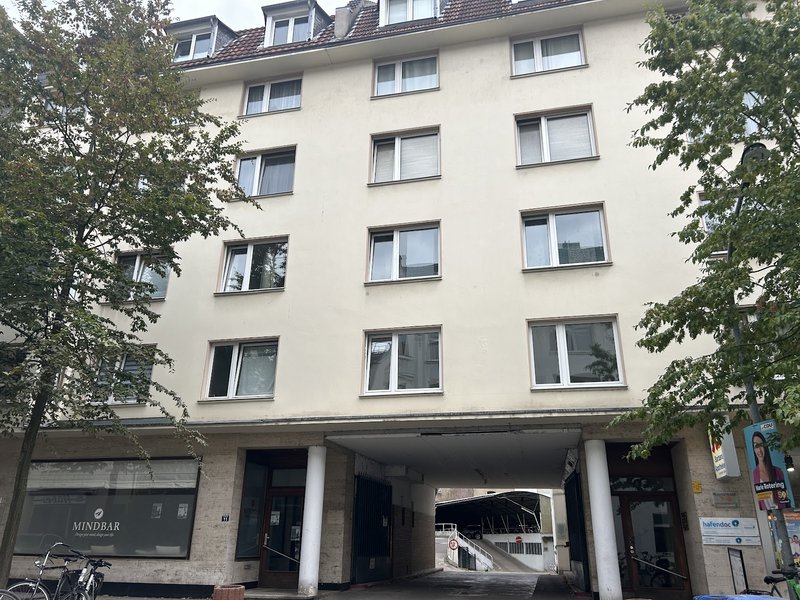 Medienhafen Düsseldorf: Büroräume mit Stellplatzmöglichkeiten