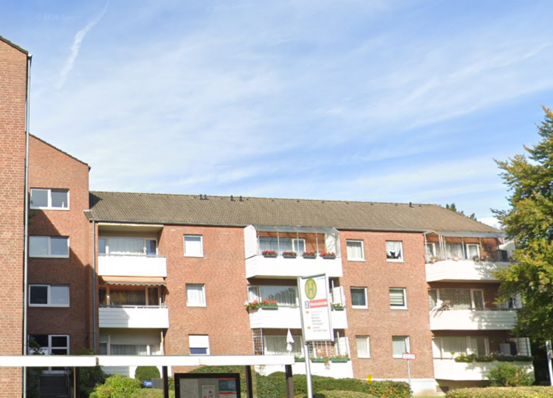 Modernisierte 3 Zimmerwohnung mit Balkon - öffentlich geförderte Wohnung in Düsseldorf-Reisholz