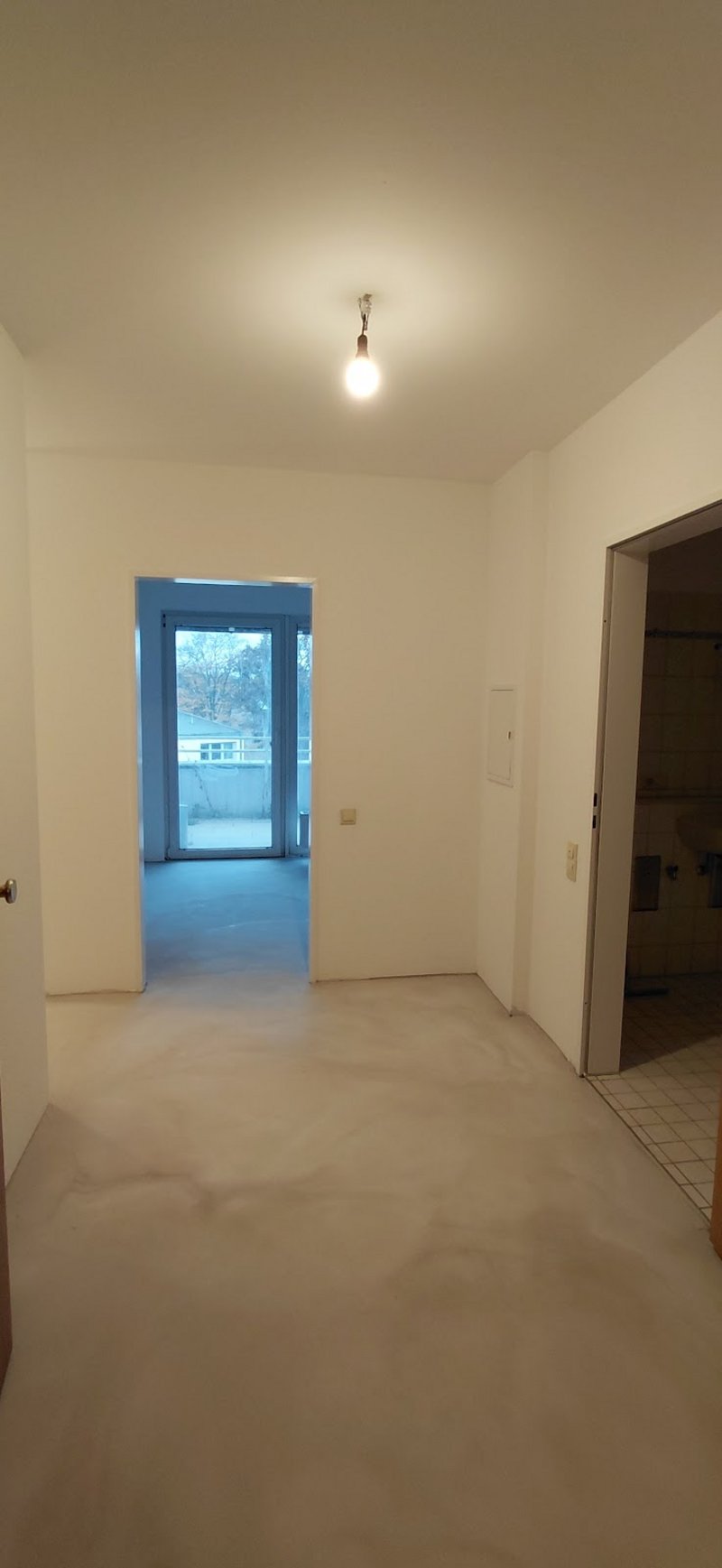 Schöne Seniorenwohnung mit Aufzug in Düsseldorf! Nur Ü 60