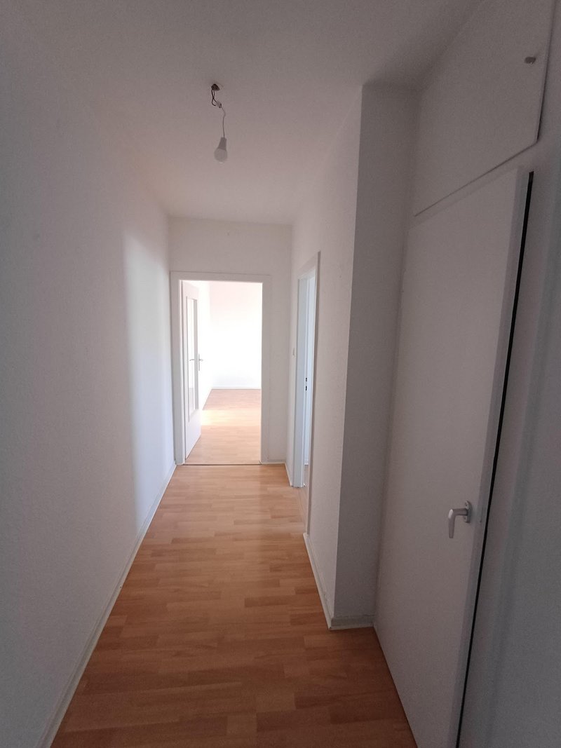 Helle 2-Zimmer Wohnung in Düsseldorf-Rath!