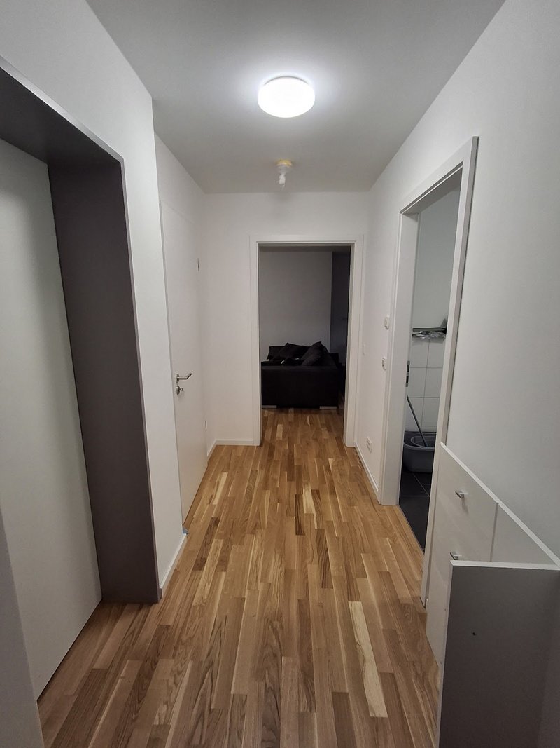 Moderne Souterrainwohnung mit Terrasse in Trier-Irsch