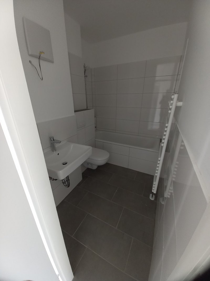 Schöne Wohnung mit Balkon in D-Eller!