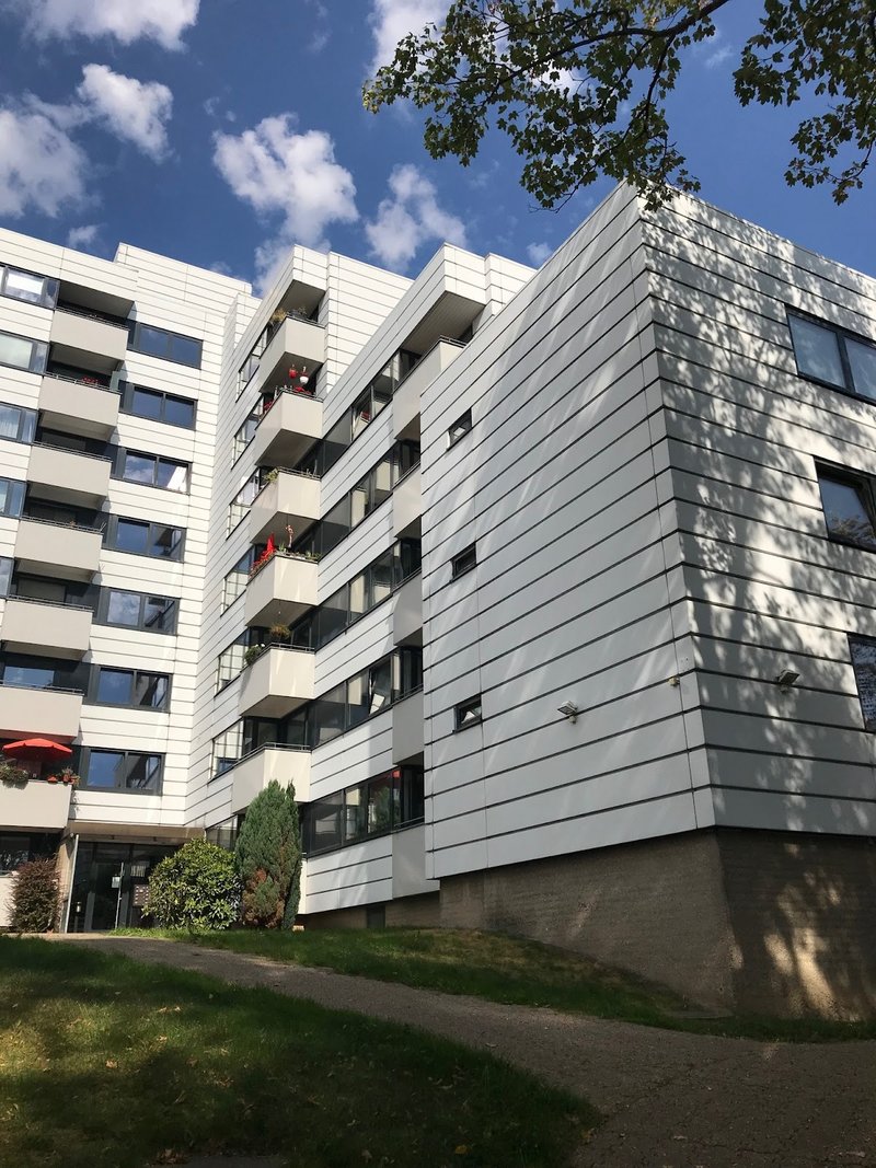 Gemütliche 2 Zimmer-Wohnung in Bergisch Gladbach mit Balkon