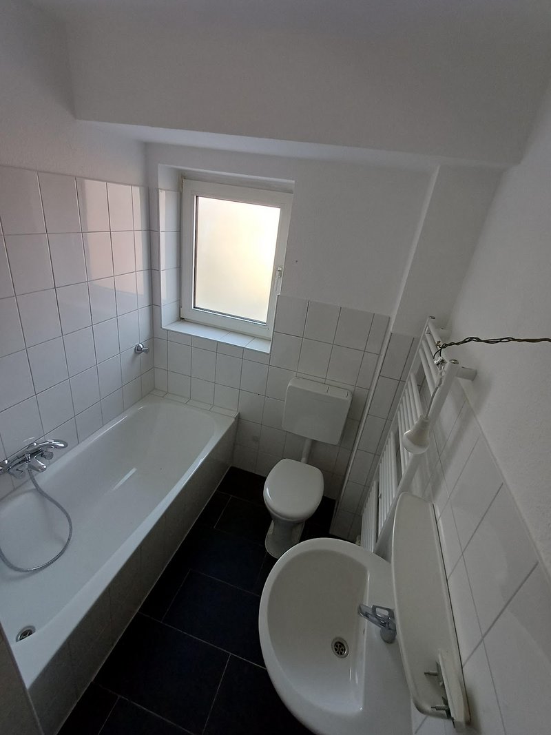 Helle 2-Zimmer Wohnung in Düsseldorf-Rath!