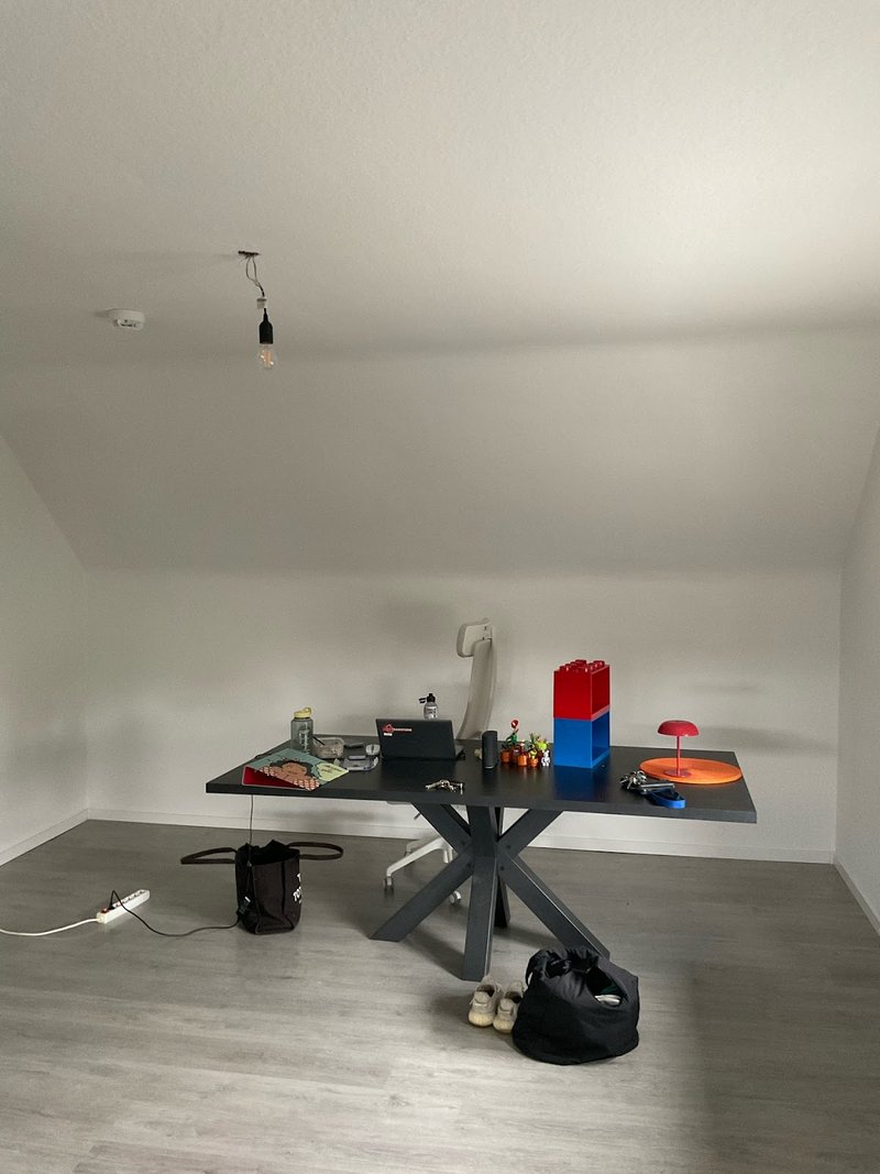 Schicke 3-Zimmer Dachgeschosswohnung mit Balkon in Hilden