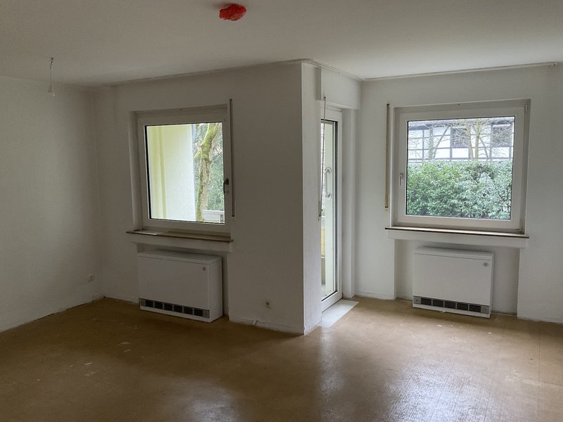 Wohn-und Küchenbereich mit Balkon