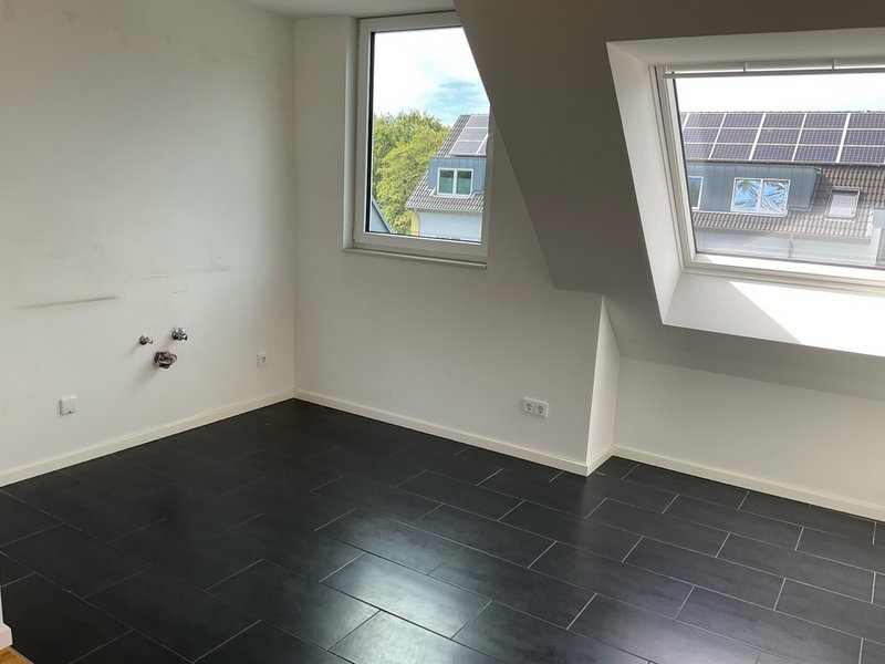 Helle Dachgeschosswohnung in der Stegerwaldsiedlung mit Balkon