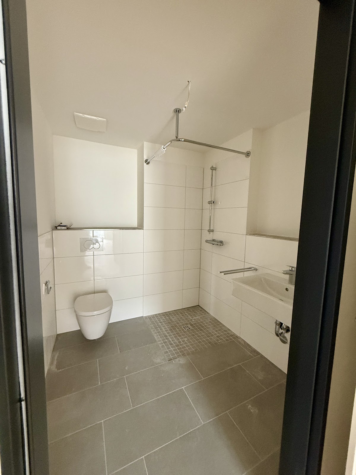 Schöne 1-Zimmer Neubau Wohnung in Mülheim Schöne 1-Zimmer Neubau Wohnung in Mülheim