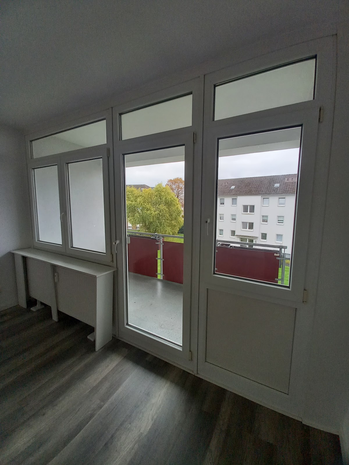 Renovierte Wohnung mit Balkon sucht Mieter in Langenfeld! Renovierte Wohnung mit Balkon sucht Mieter in Langenfeld!
